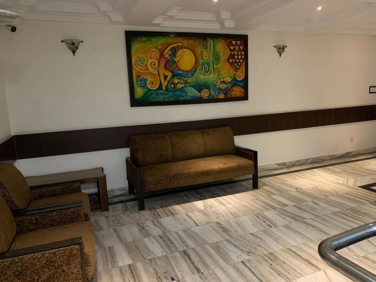 Hotel Raman'S Jagādhri 외부 사진