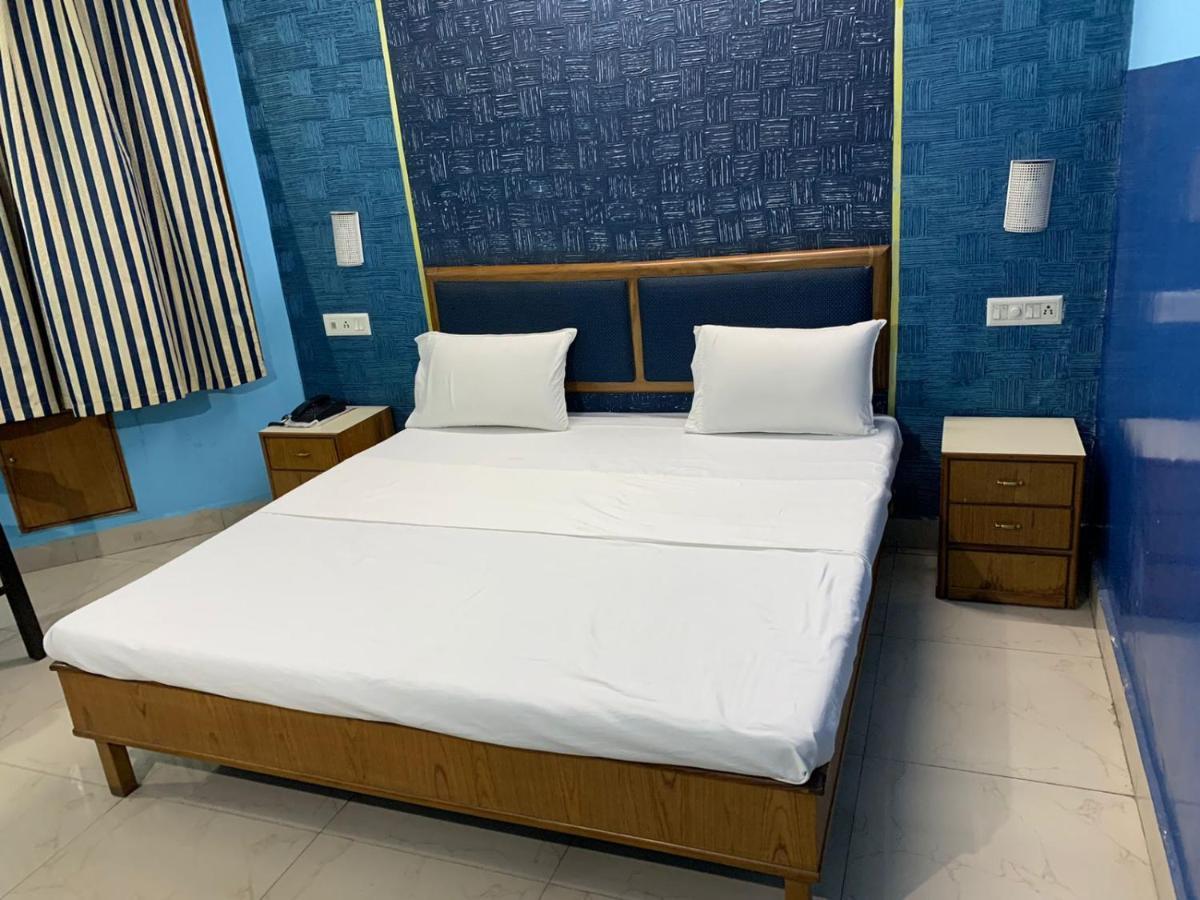 Hotel Raman'S Jagādhri 외부 사진